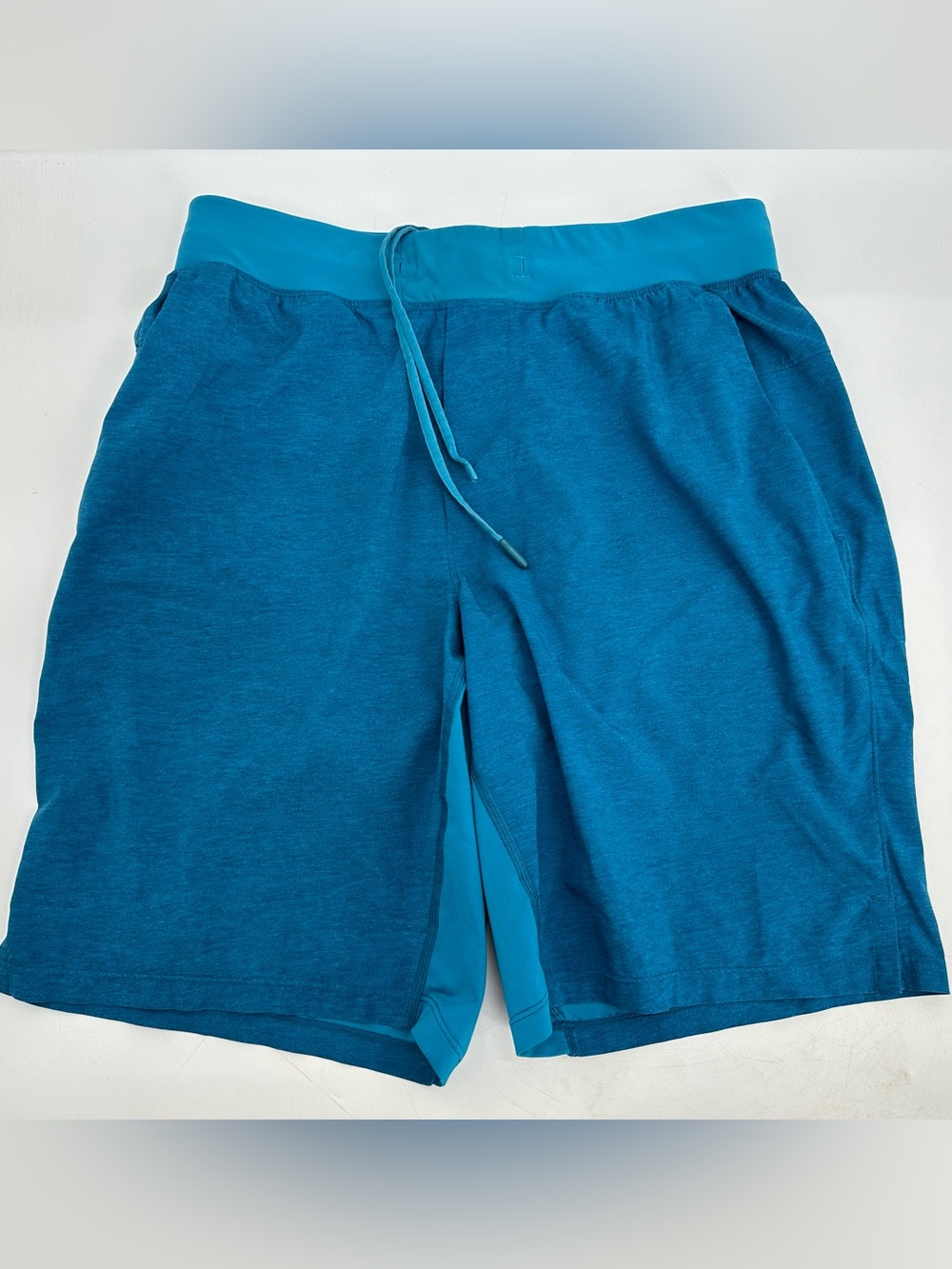 Lululemon T.H.E. Short *Linerless 9” Blue Athletic Shorts Size Medium